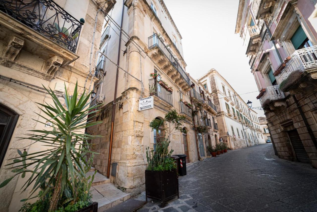 Perla Marina Appartement Syracuse Buitenkant foto